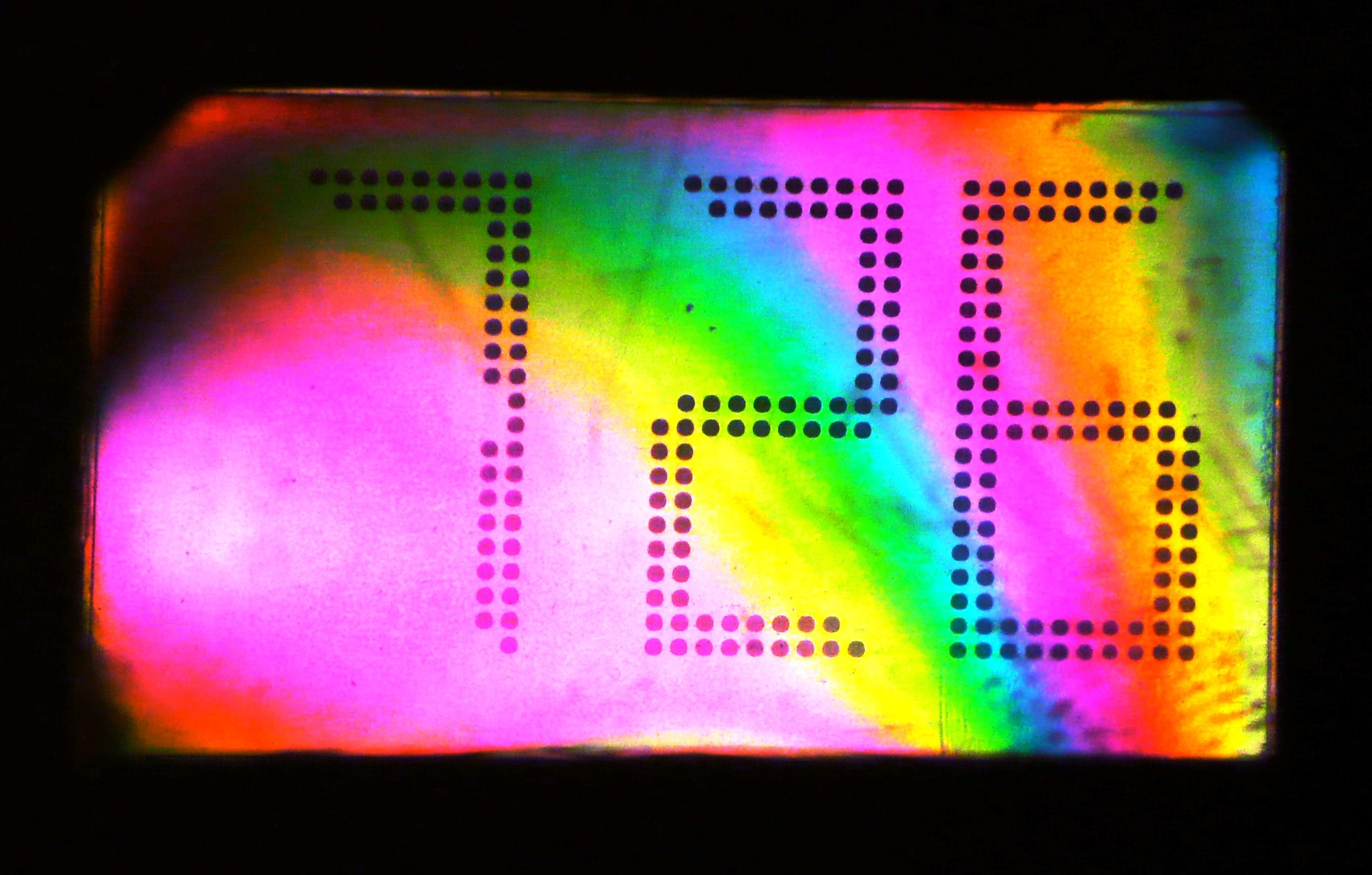 Project'hour : Hack a LCD clock into a projector slide