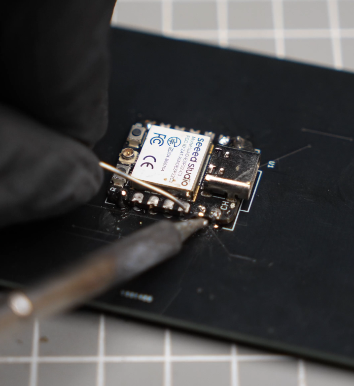 The New Year 2025 PCB With WLED : 7 Steps (with Pictures) - Instructables