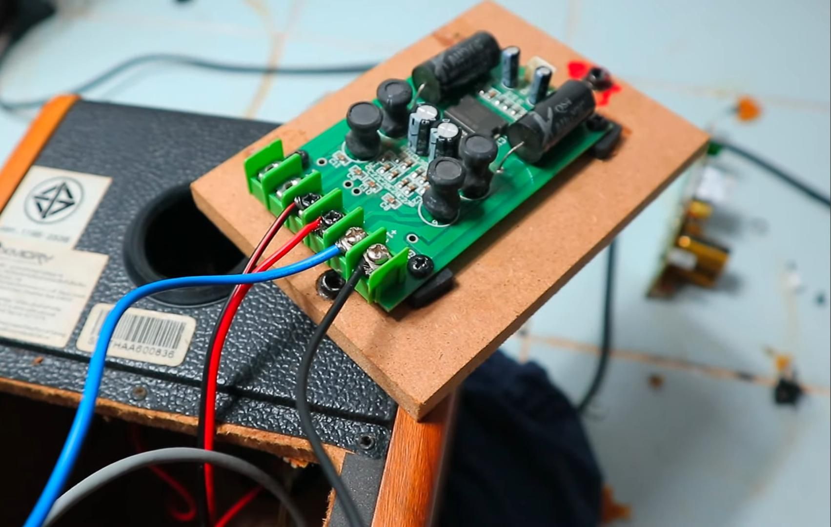How to Make Sweet Sound Power Bookshelf Speakers : 6 Steps - Instructables