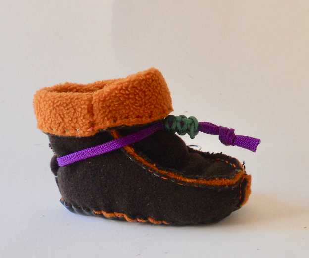 How to Make Warm Boots for Little Cold Feet