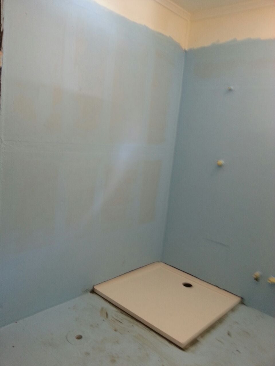 SHOWER BASE AND ACRYLIC
