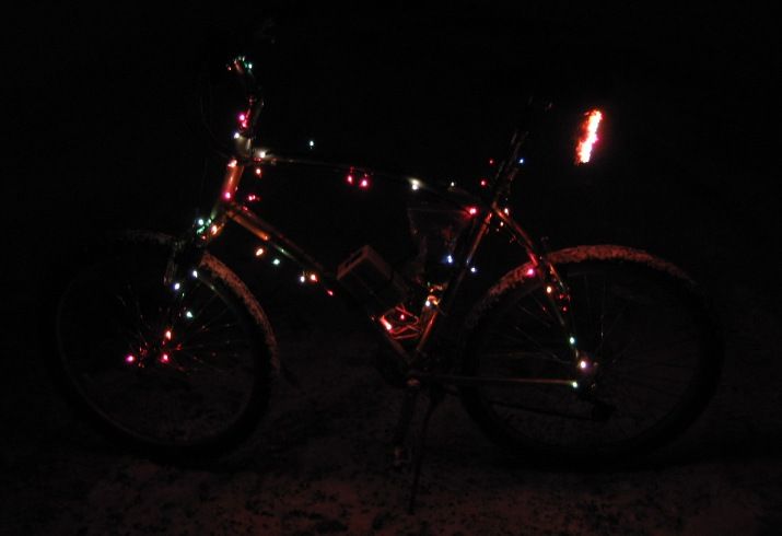 The Holiday Bicycle: How to Run Christmas Lights on Your Bike