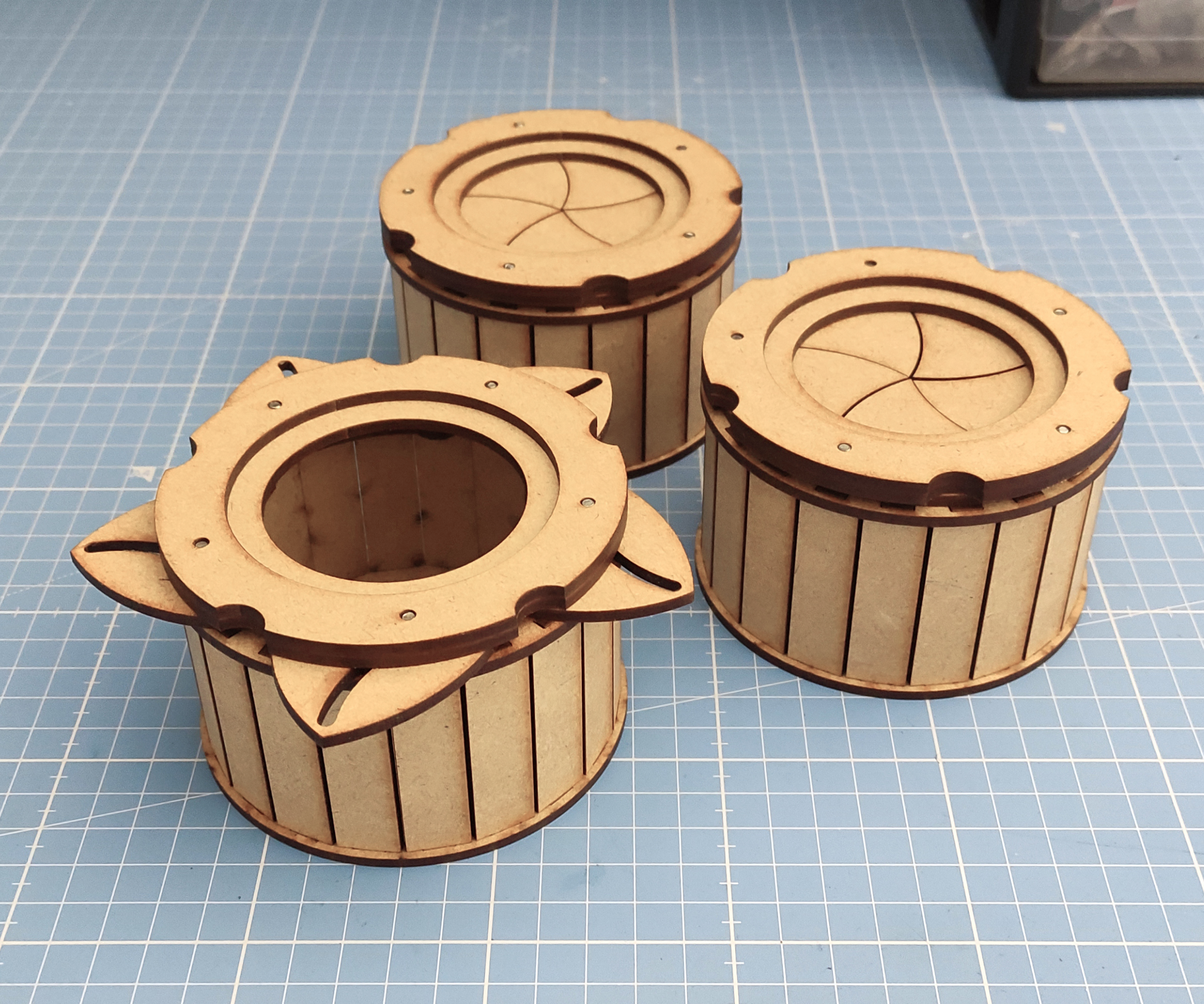 Carter's Lasercut Iris Box