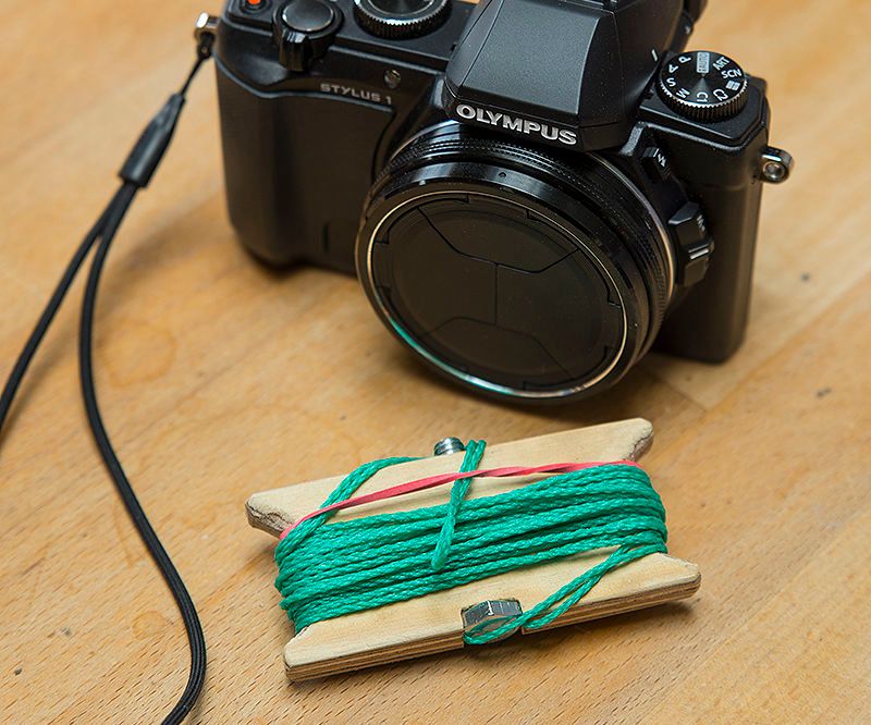 Cheap Simple Tripod for Your Pocket