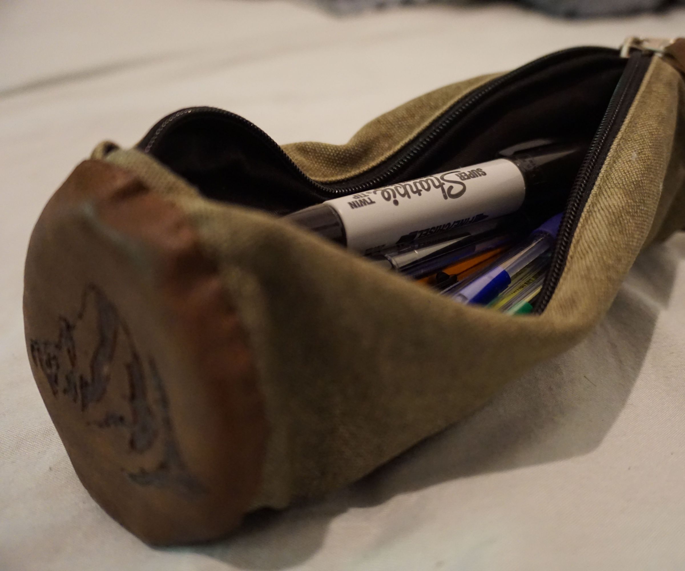 Upcycle an old bag to a leather infused Pencil Case