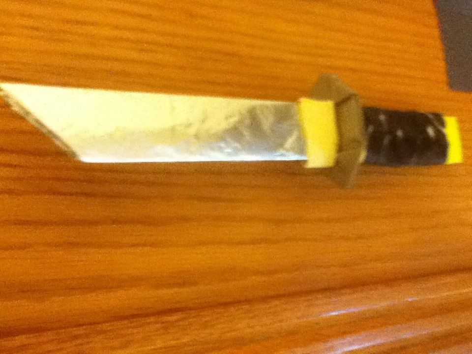 3D-ish Paper/aluminum Samurai Knife