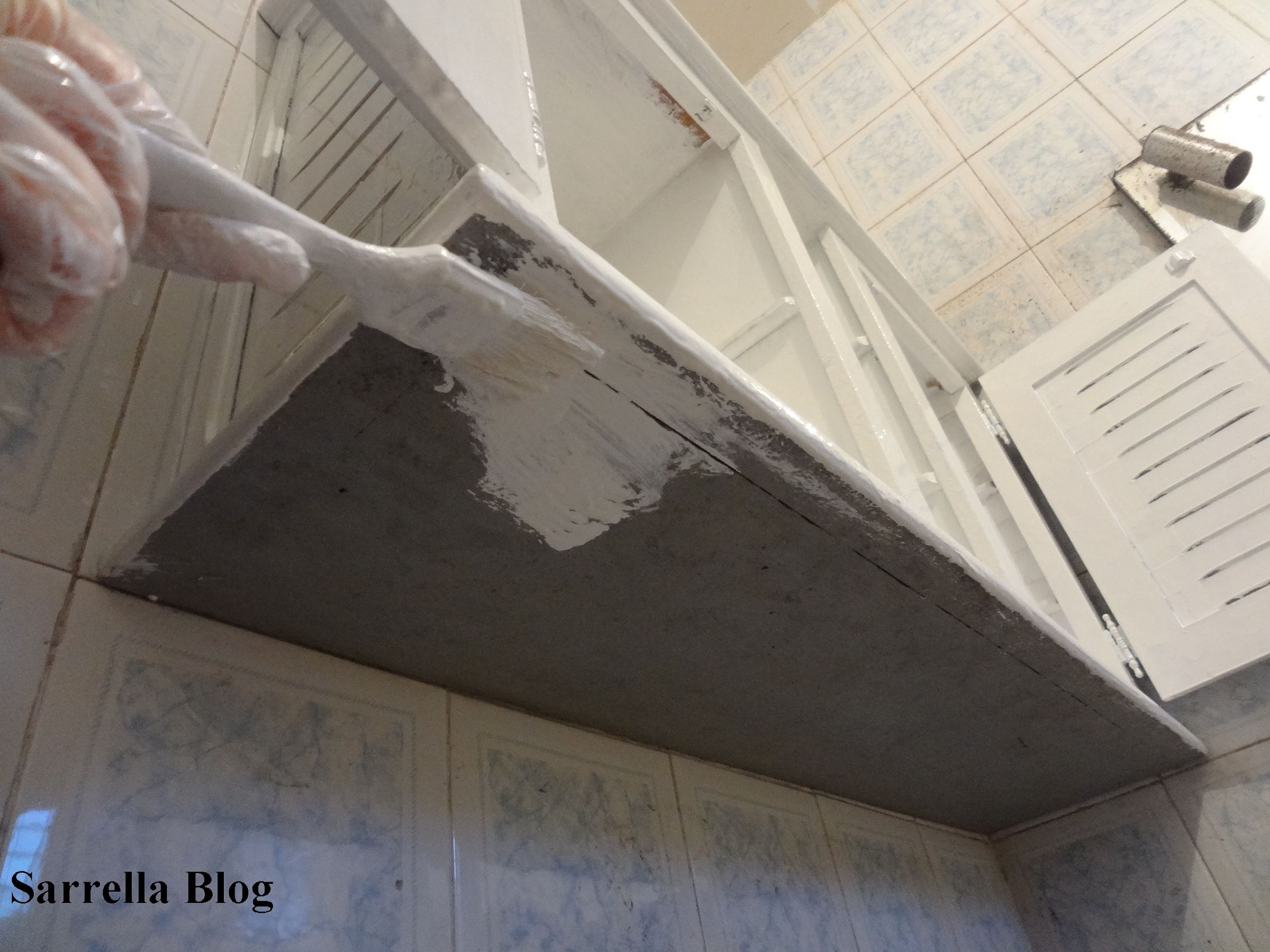 Cleaning and Fixing an Old Bathroom 16 Steps (with Pictures