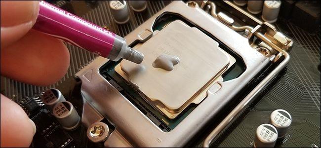 Applying the Thermal Paste 