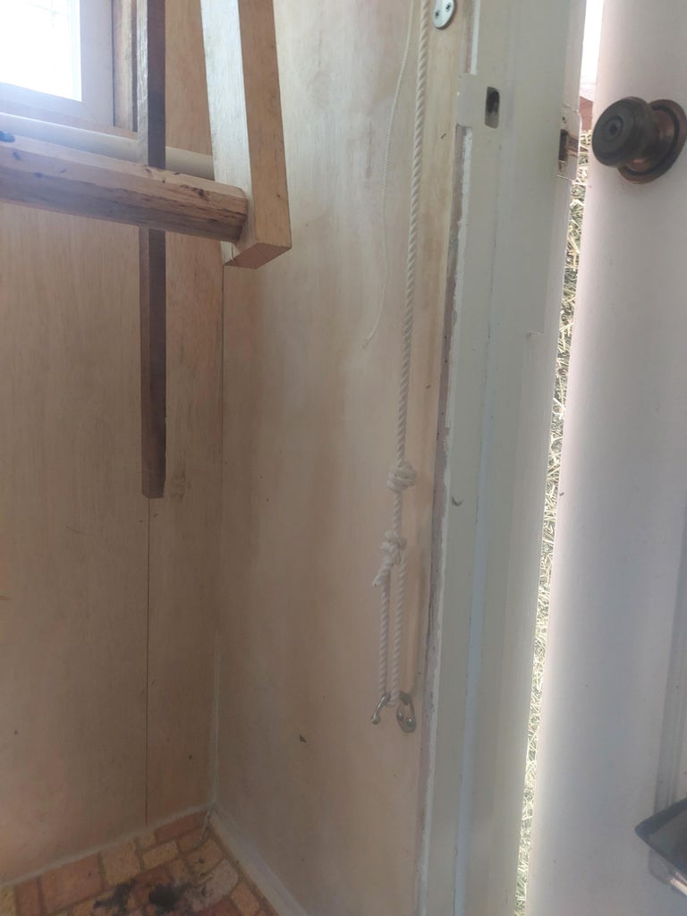 Easy-Care Henhouse : 16 Steps (with Pictures) - Instructables