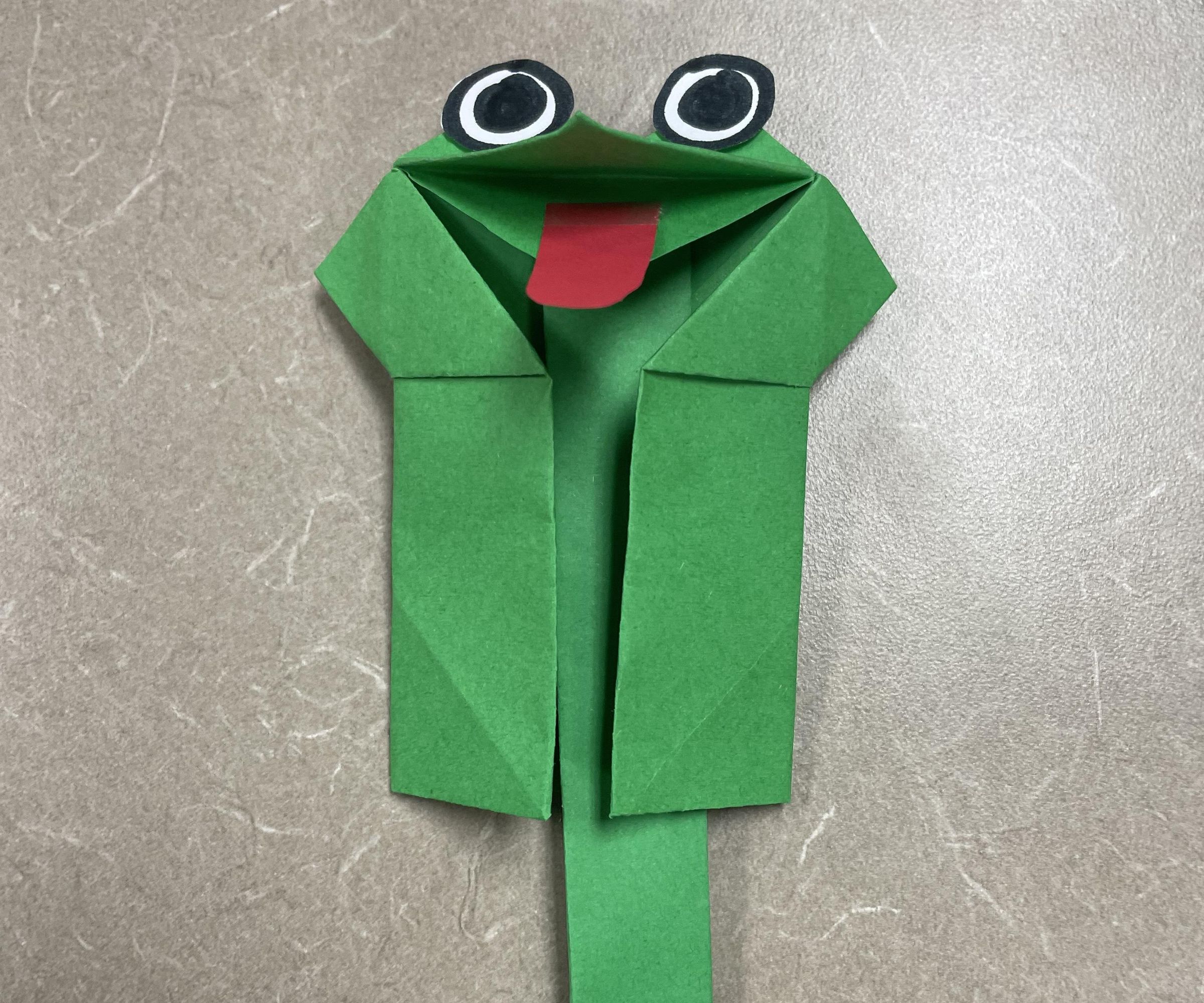 Origami Frog With a Moving Mouth