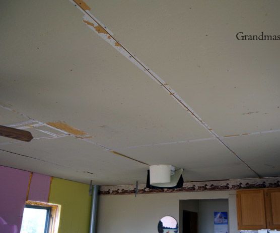 Covering Up a Very Ugly Ceiling With Styrofoam Ceiling Tiles