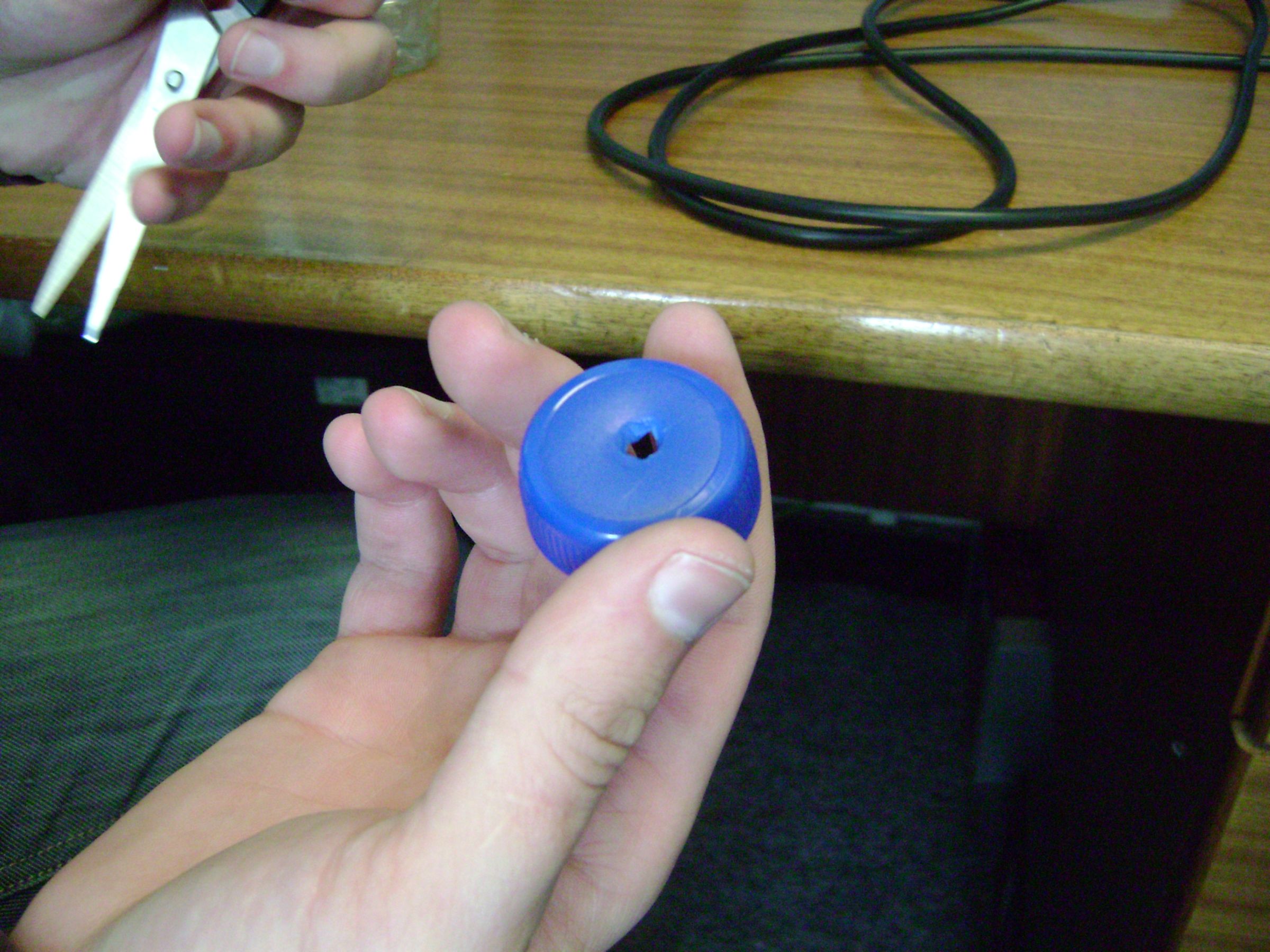 How to Make a Syphon Without Getting Anything in Your Mouth 4 Steps