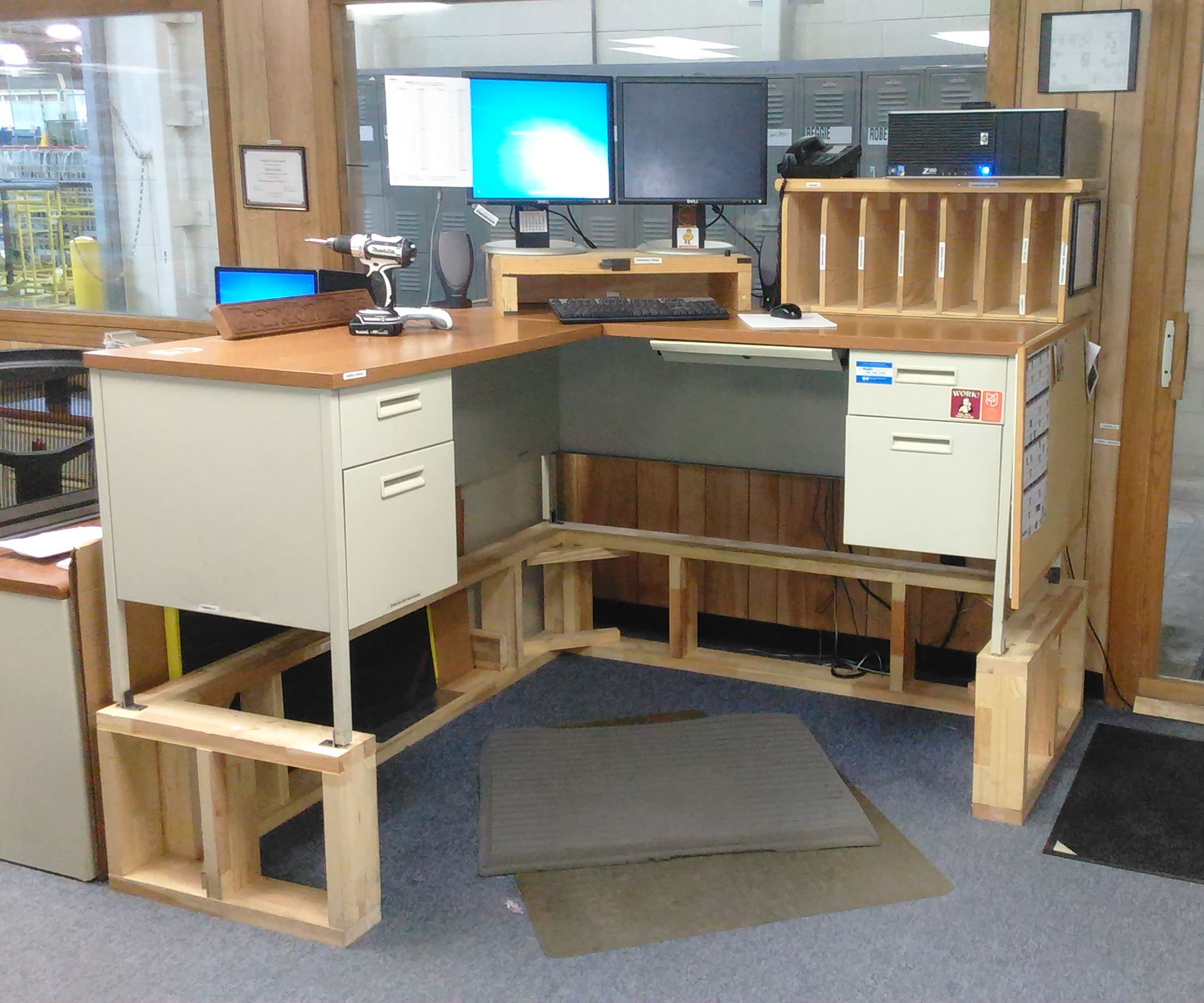 Lift Kit for Work Desk