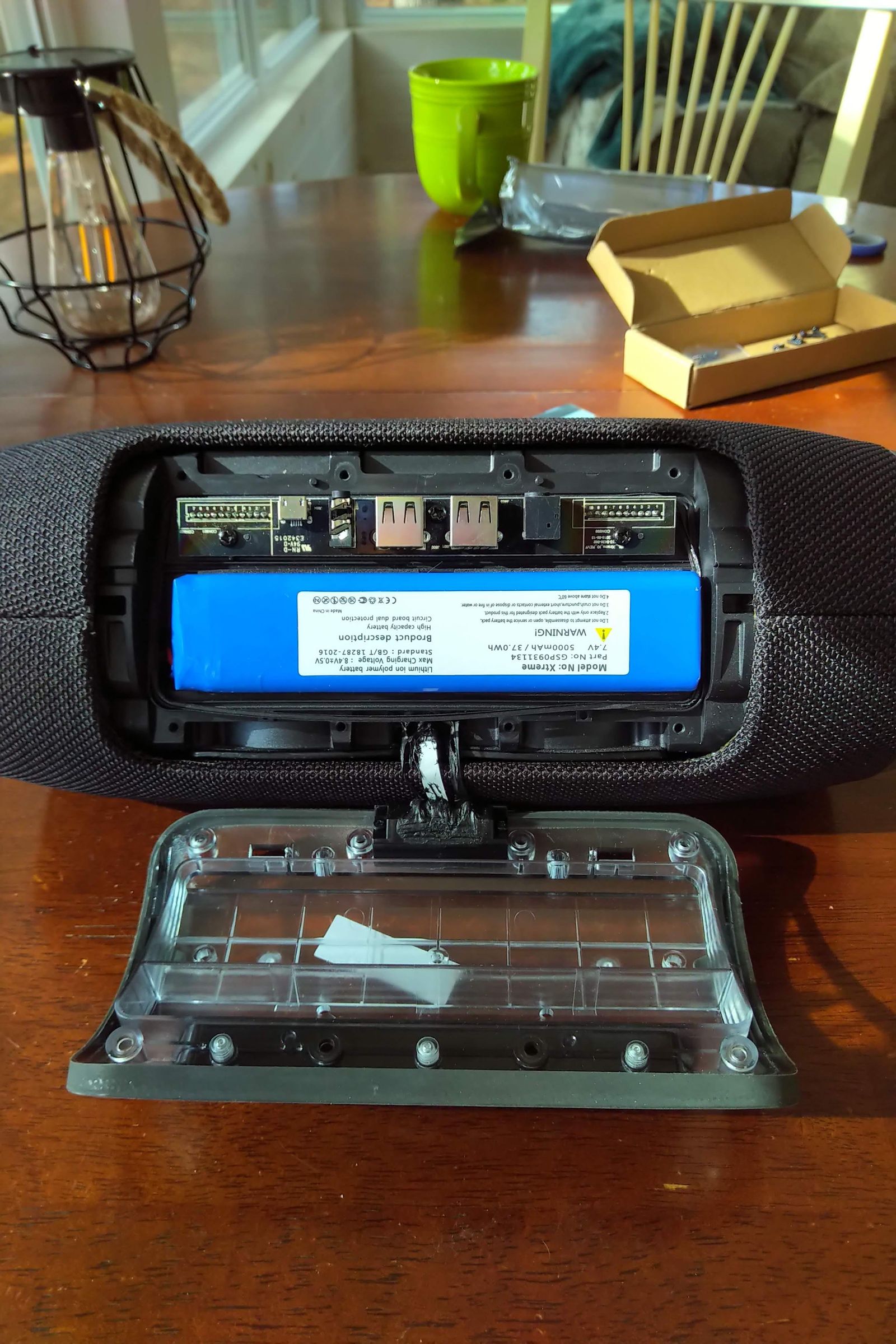 thumbnail image 2 of JBL Xtreme Bluetooth Speaker Repair Service - No Power/No Charging/No Sound Fix 2 of 3