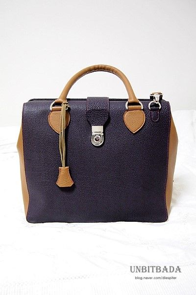 CASUAL FRAME-LEATHER-BAG