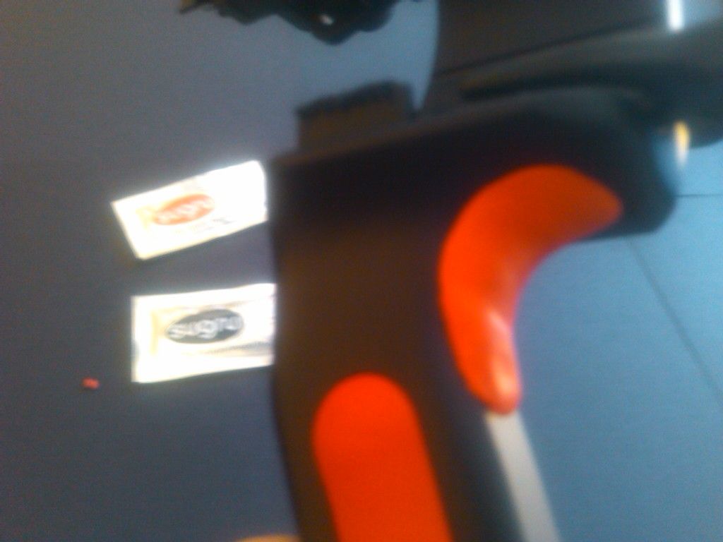 Sugru - Compound Bow Comfort Grip