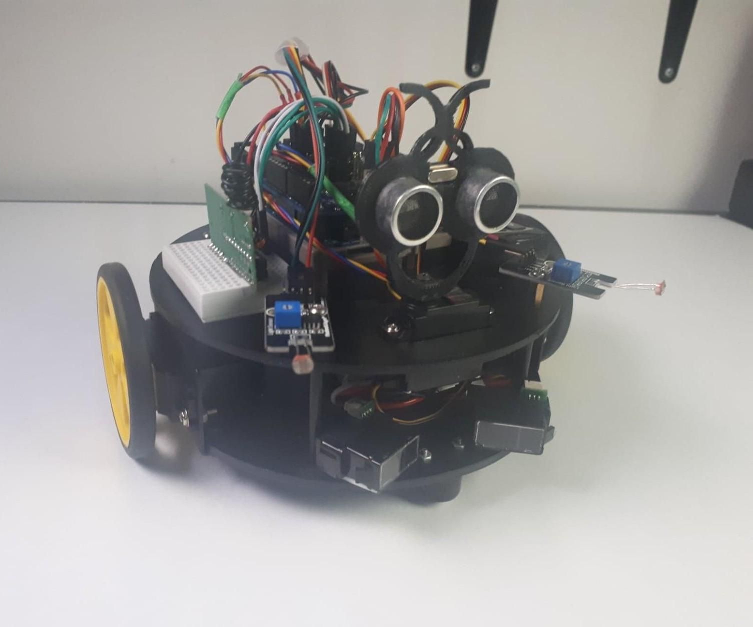 Arduino Robot -Remotely Work