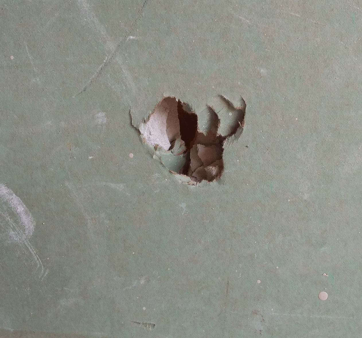 Drywall Repair the Old School Way 4 Steps (with Pictures) Instructables