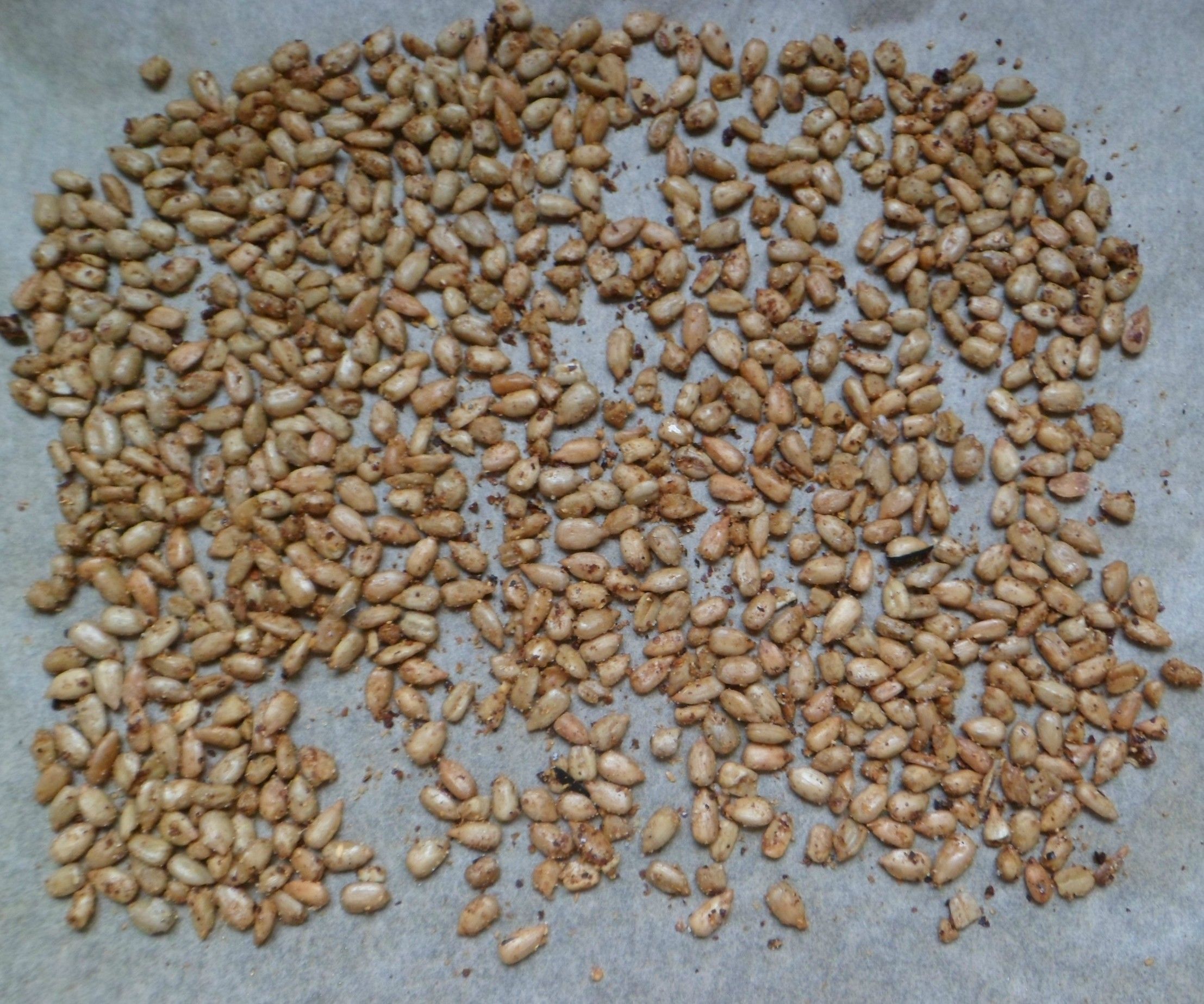 Spicy Roasted Sunflower Seeds