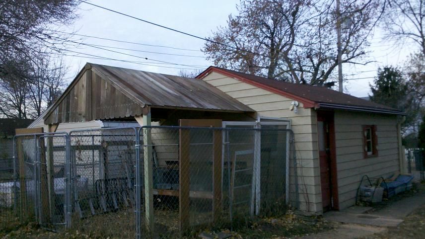 Build a Roof With Reclaimed Cedar Fence Panels