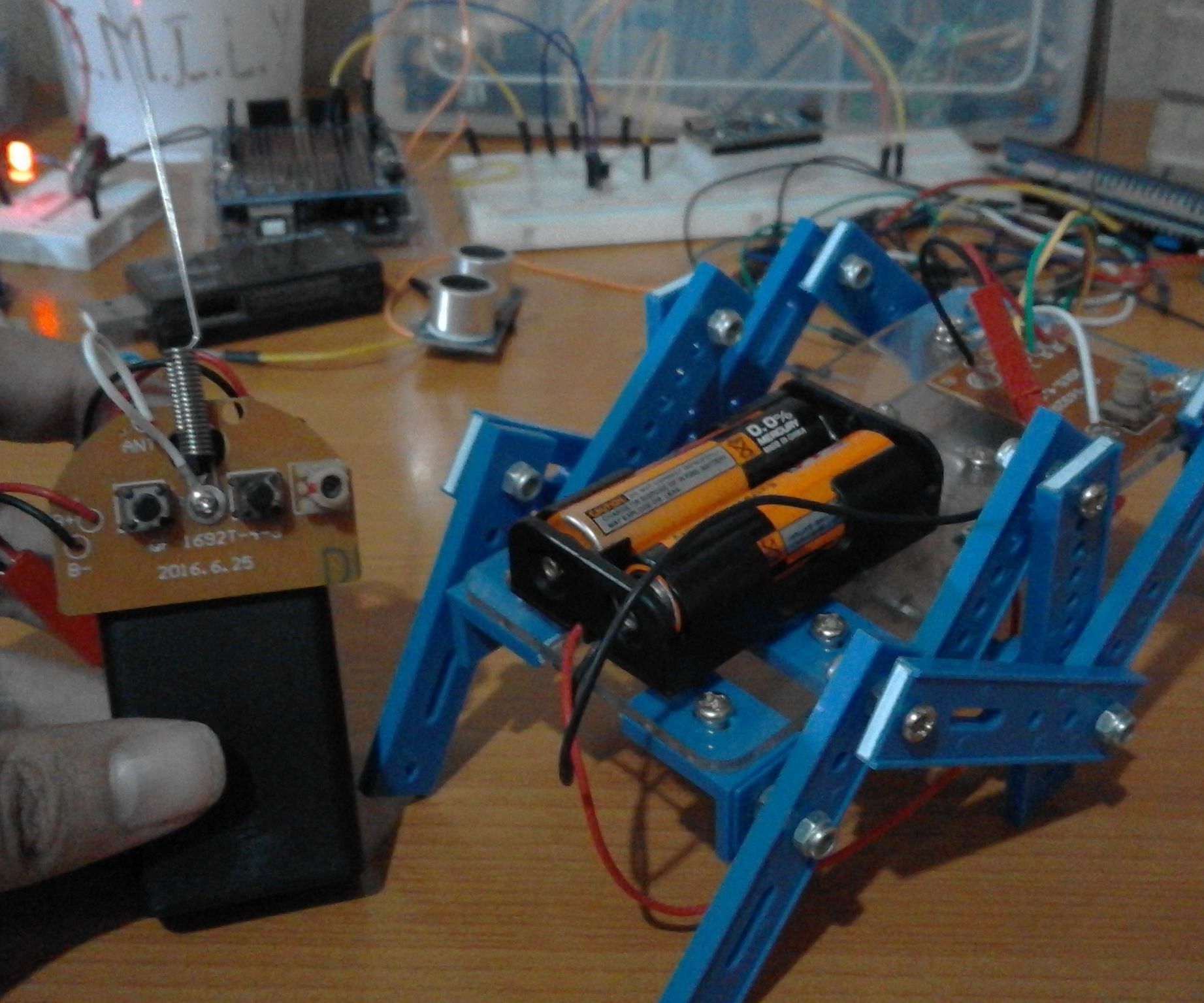 EMIREN™ (The Radio Controlled Crawler Robot)