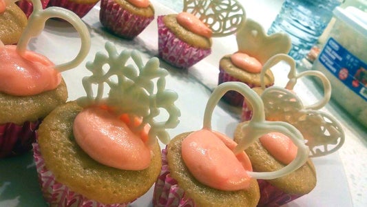 Moussing the Cupcakes