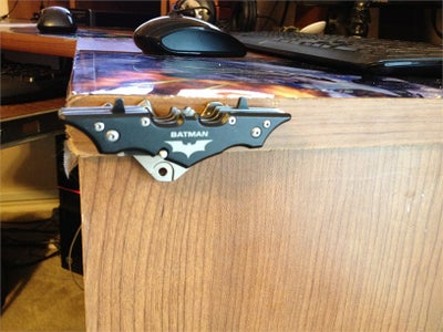 Bat Knife Easy Access