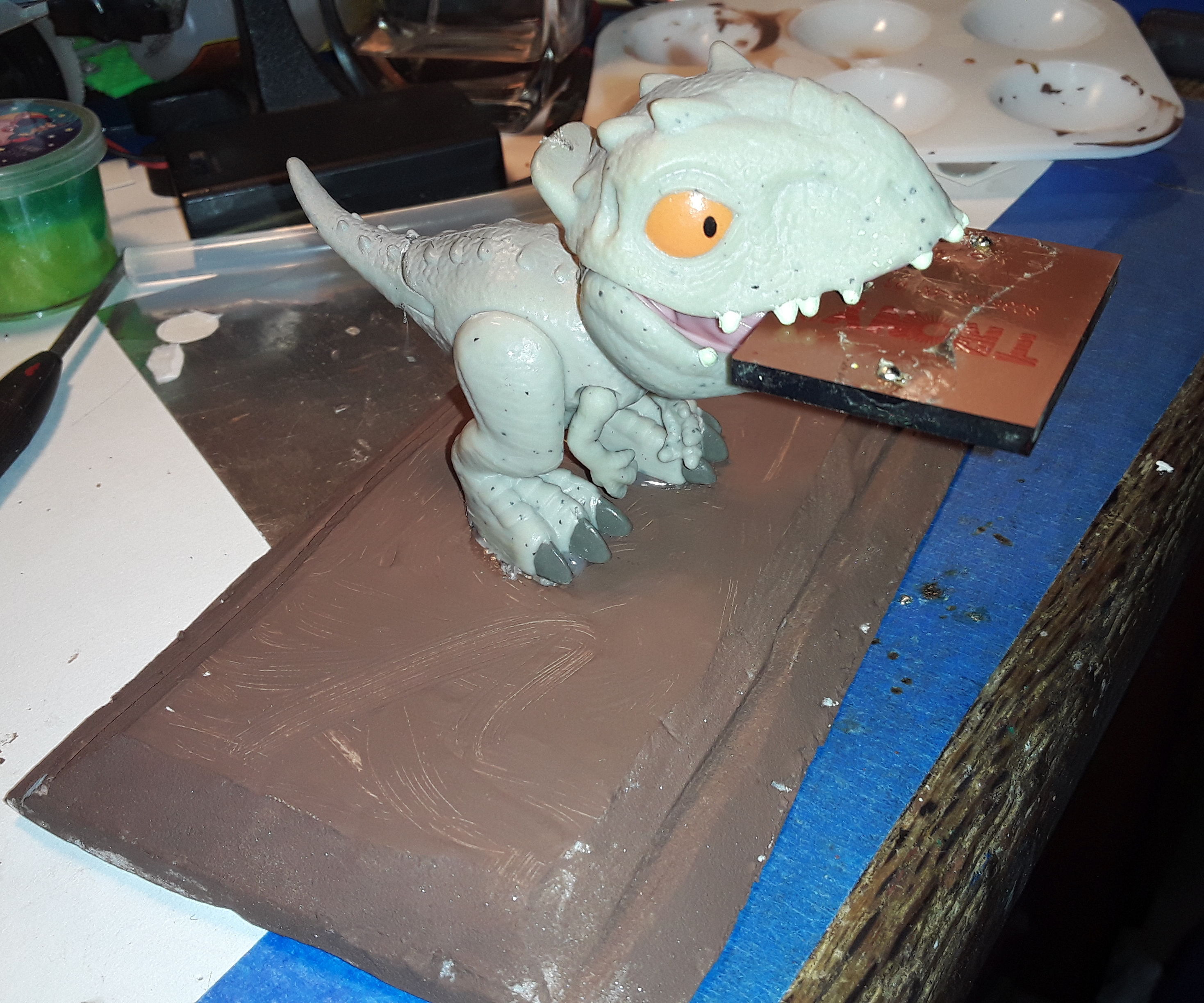 Whimsical "Third Hand" Holder.