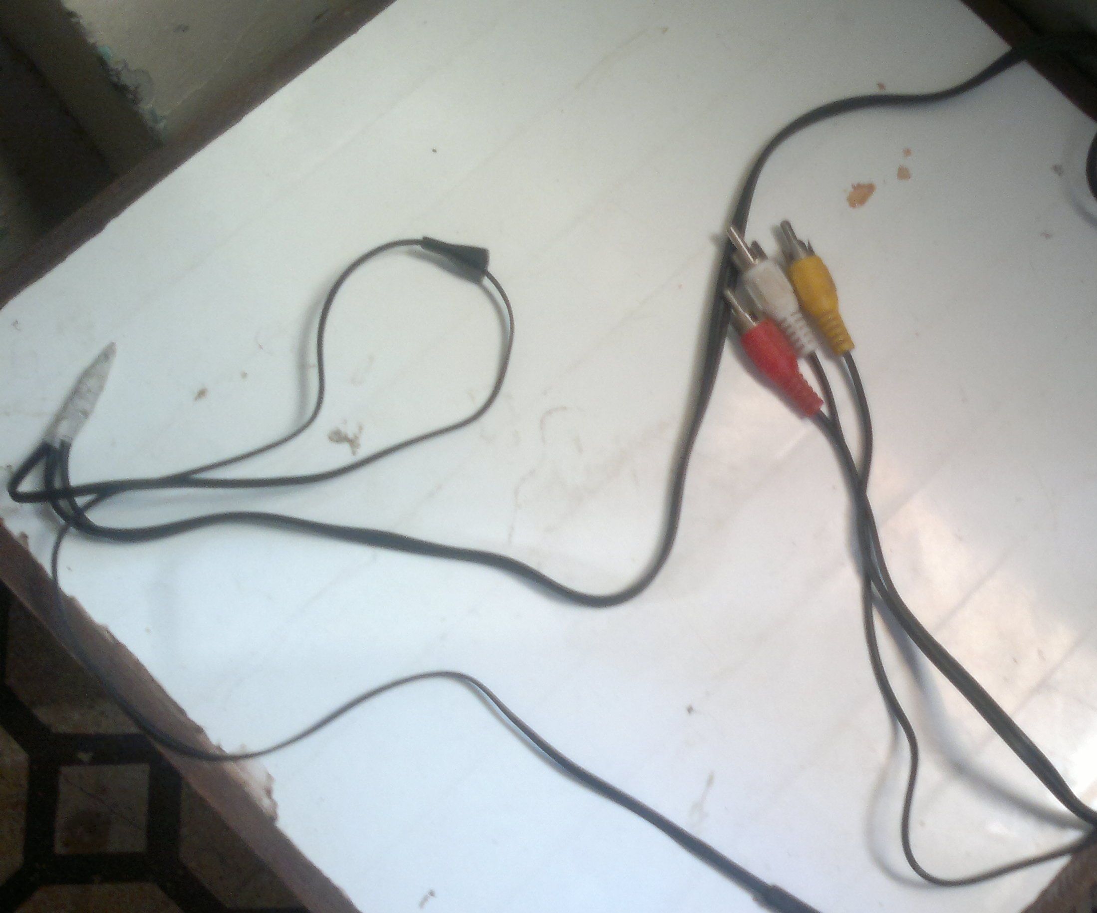Make You Own Video Cable for Nokia Phones