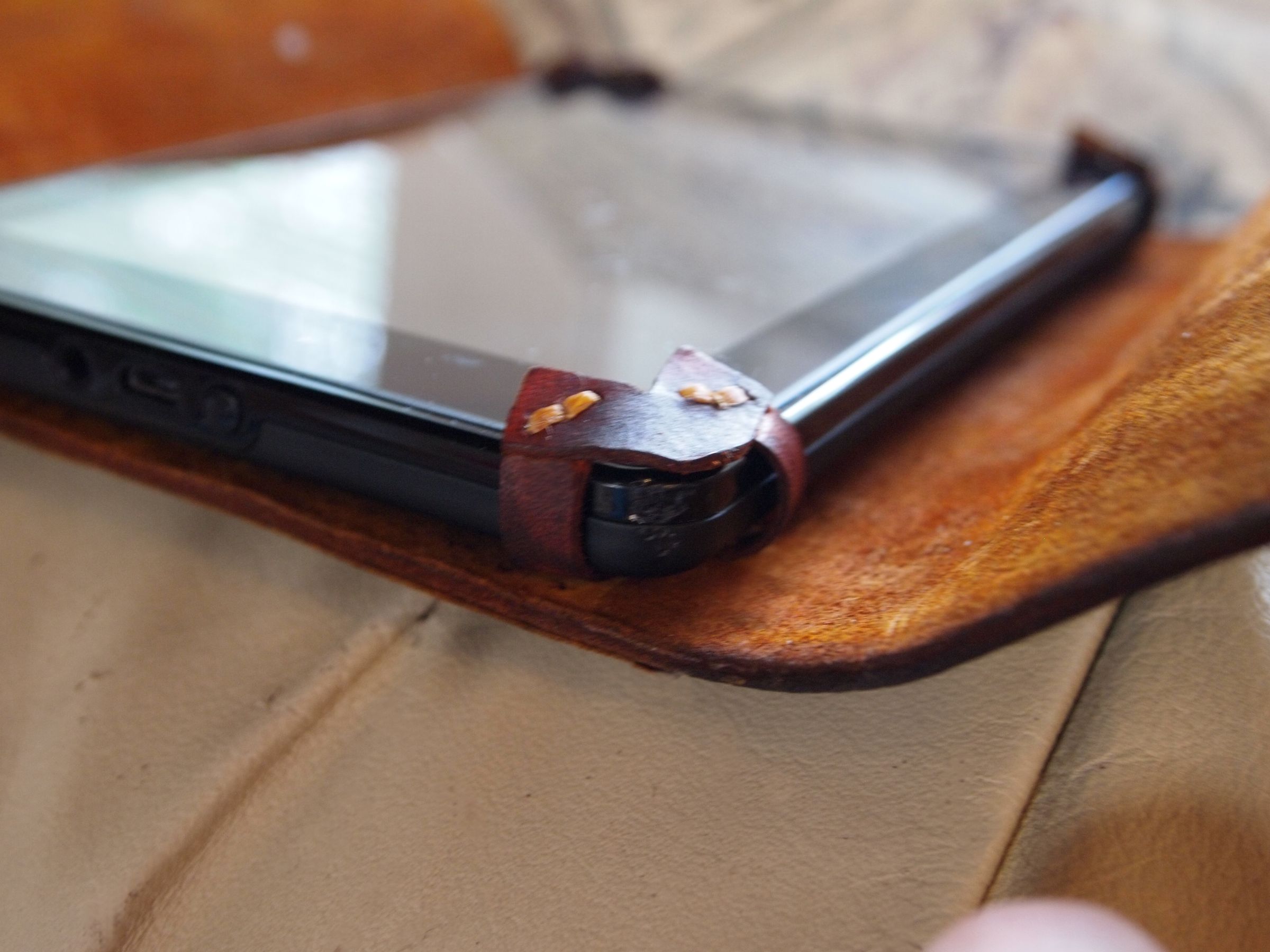DIY Leather Tablet Case 8 Steps (with Pictures) Instructables