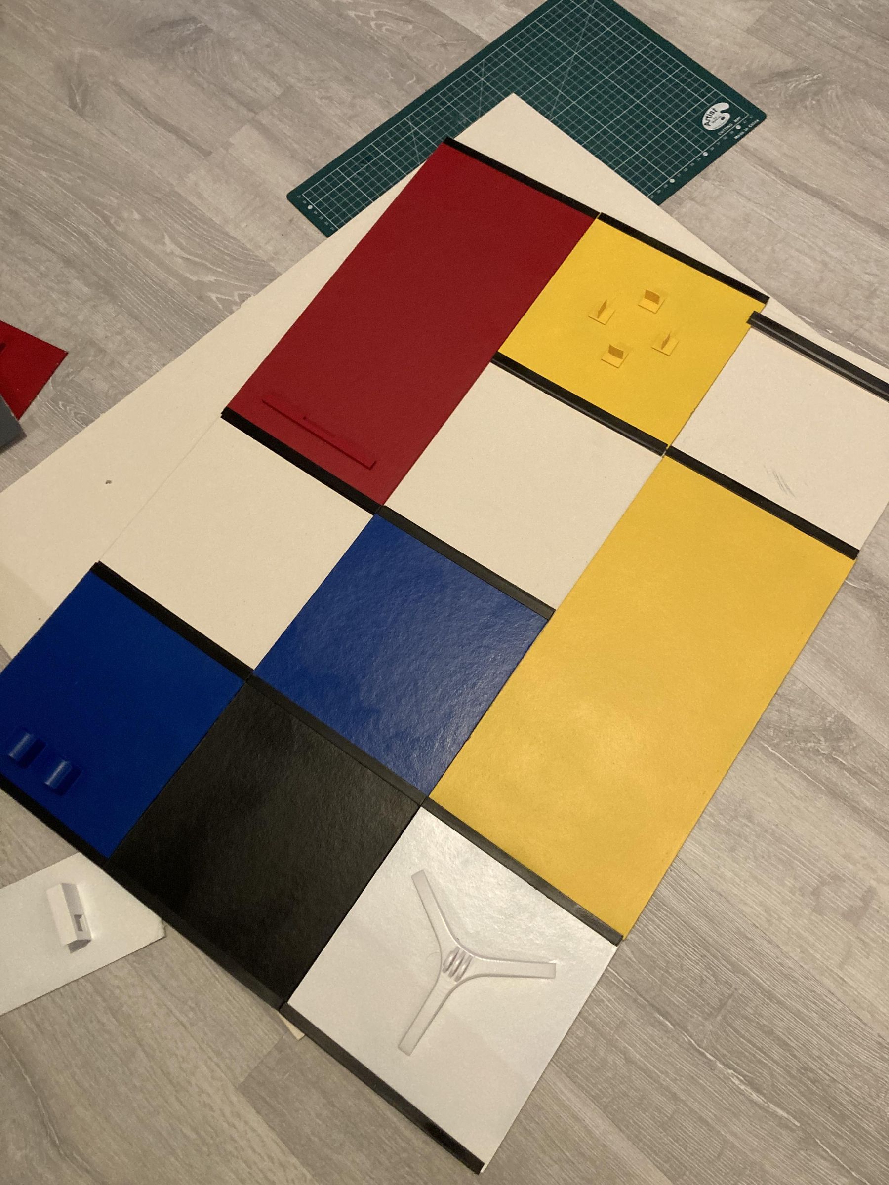 Mondrian design storage tower main image 1