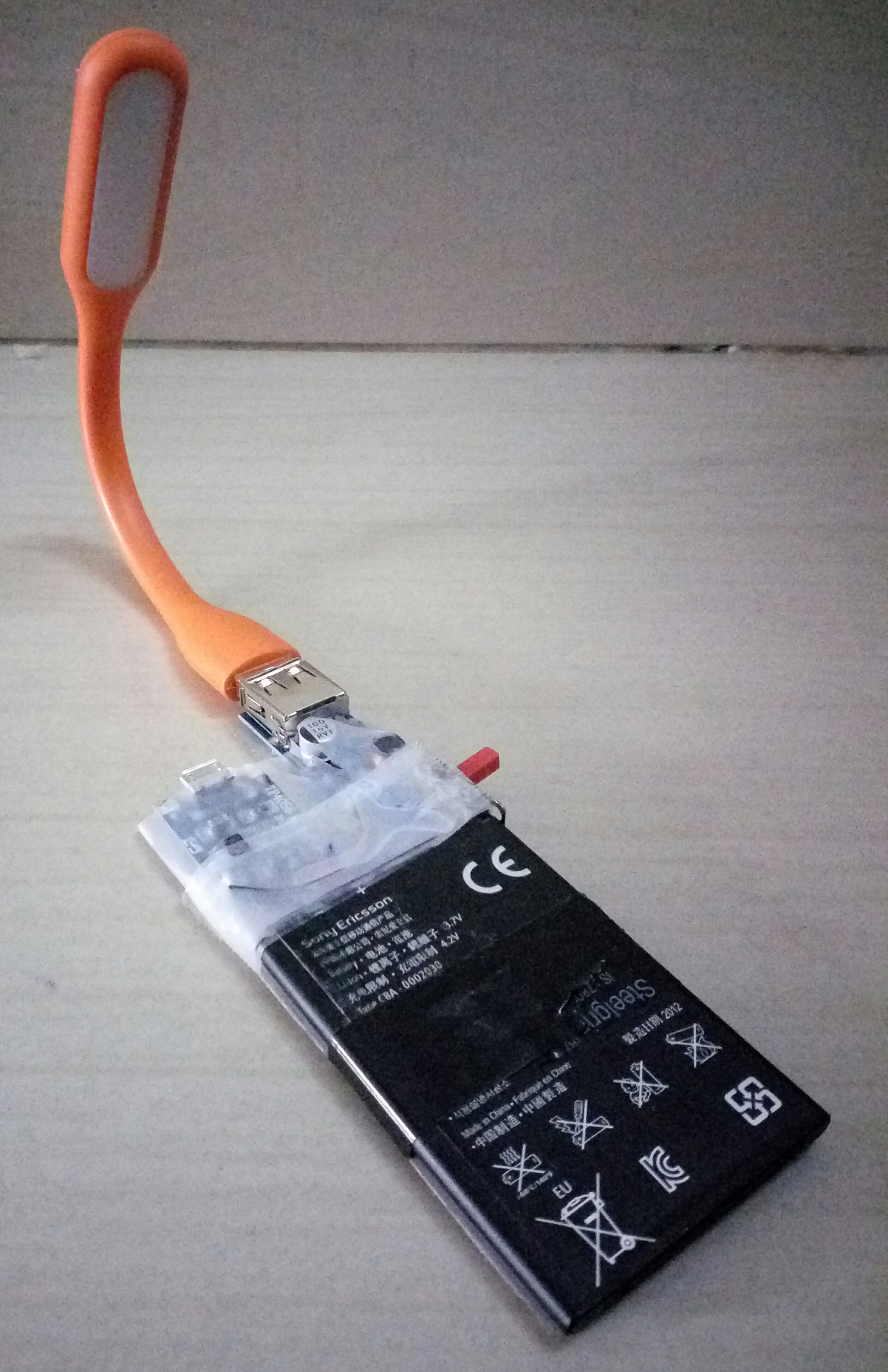 Reading Light : Recycle Old Mobile Battery