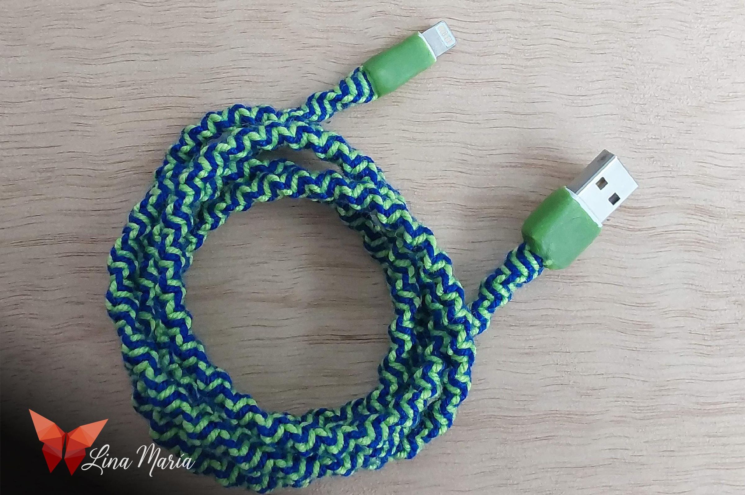 how to tie a charger cord
