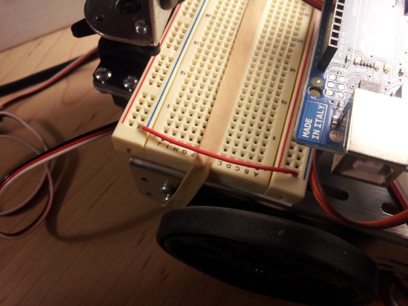 How to Make an Obstacle Avoiding Arduino Robot : 10 Steps (with ...