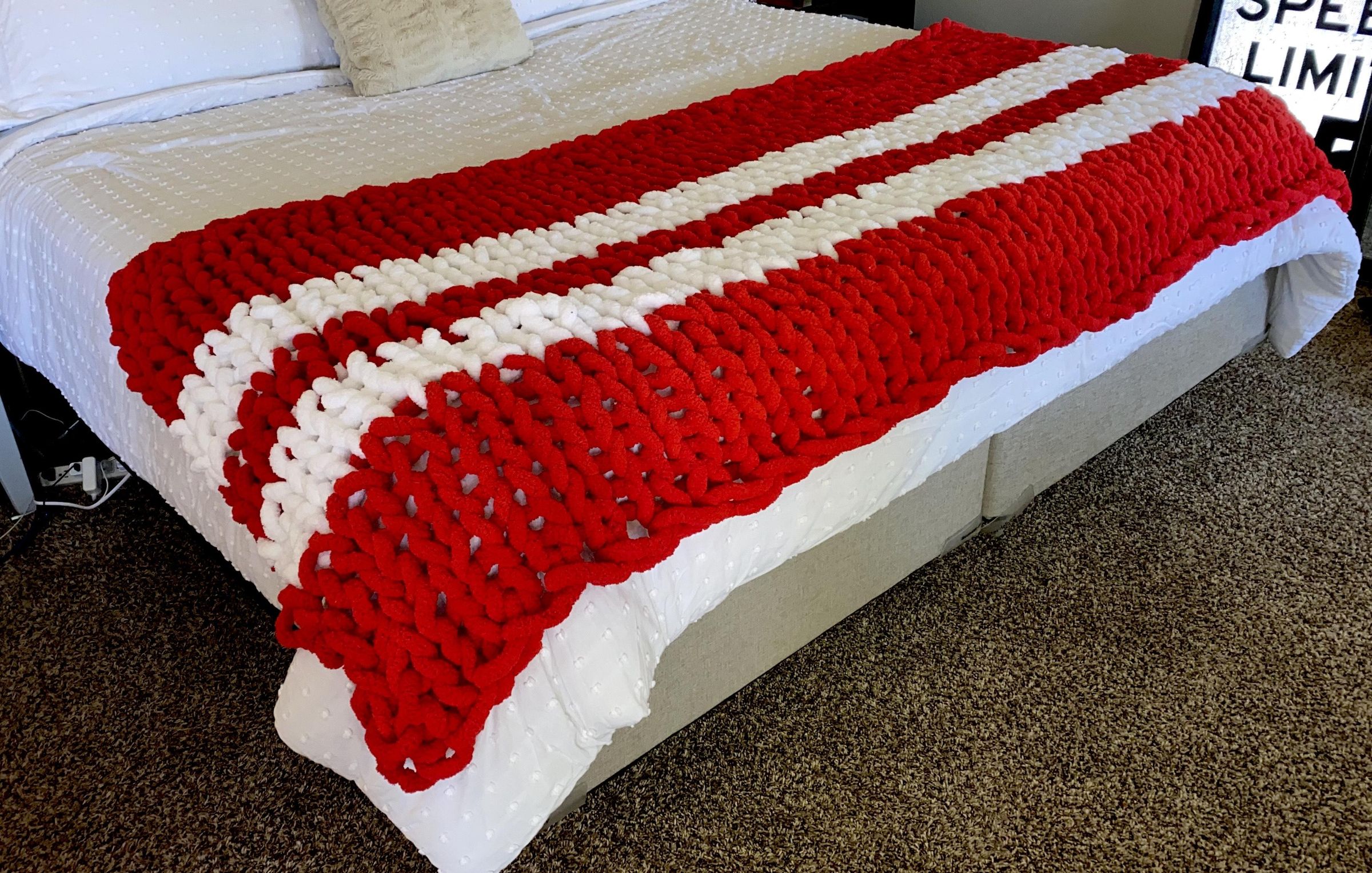 How to Make a Chunky Knit Blanket 9 Steps Instructables