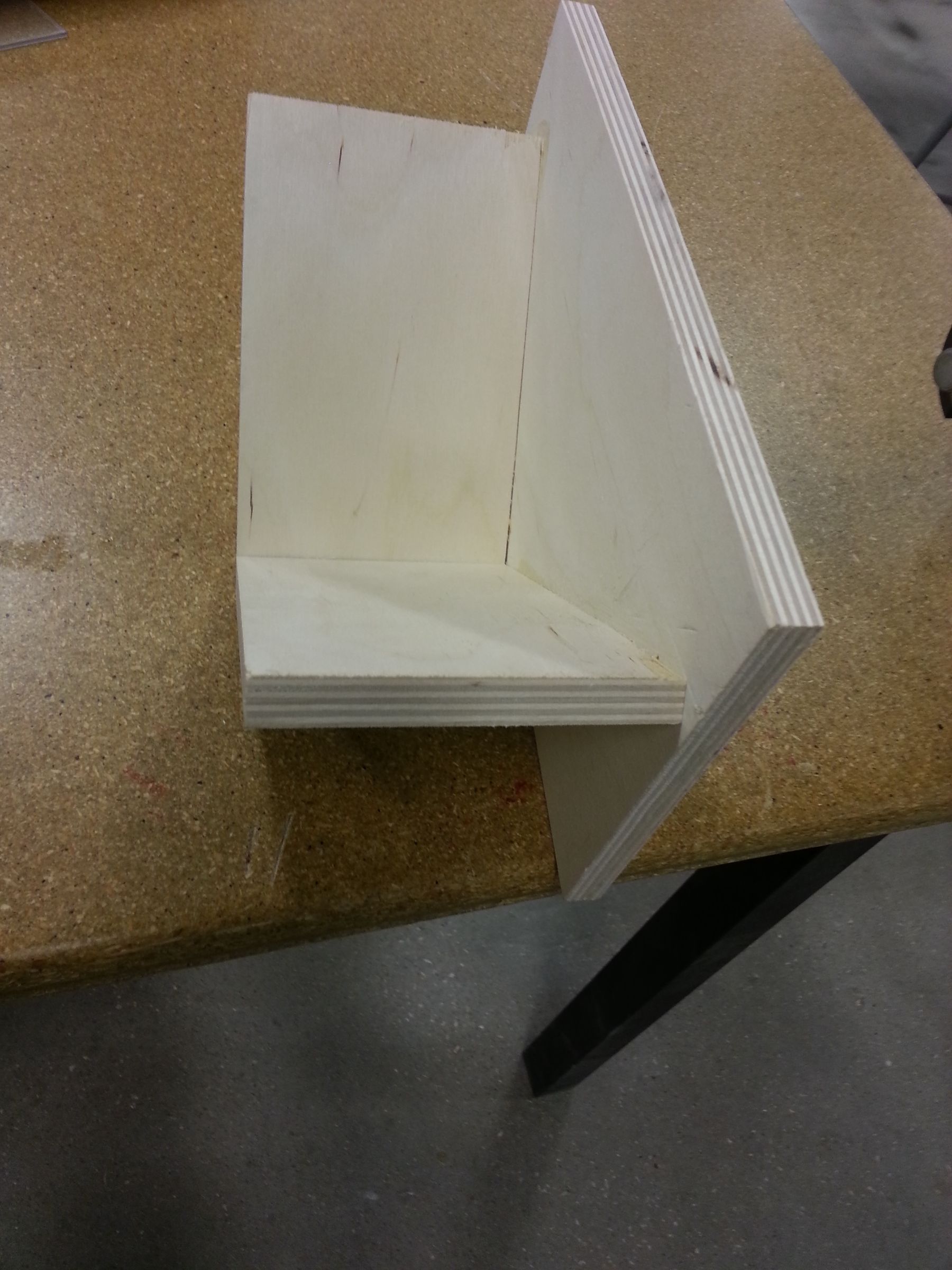 How to Make a Spline Jig to Help Make Your Frames Beautiful at