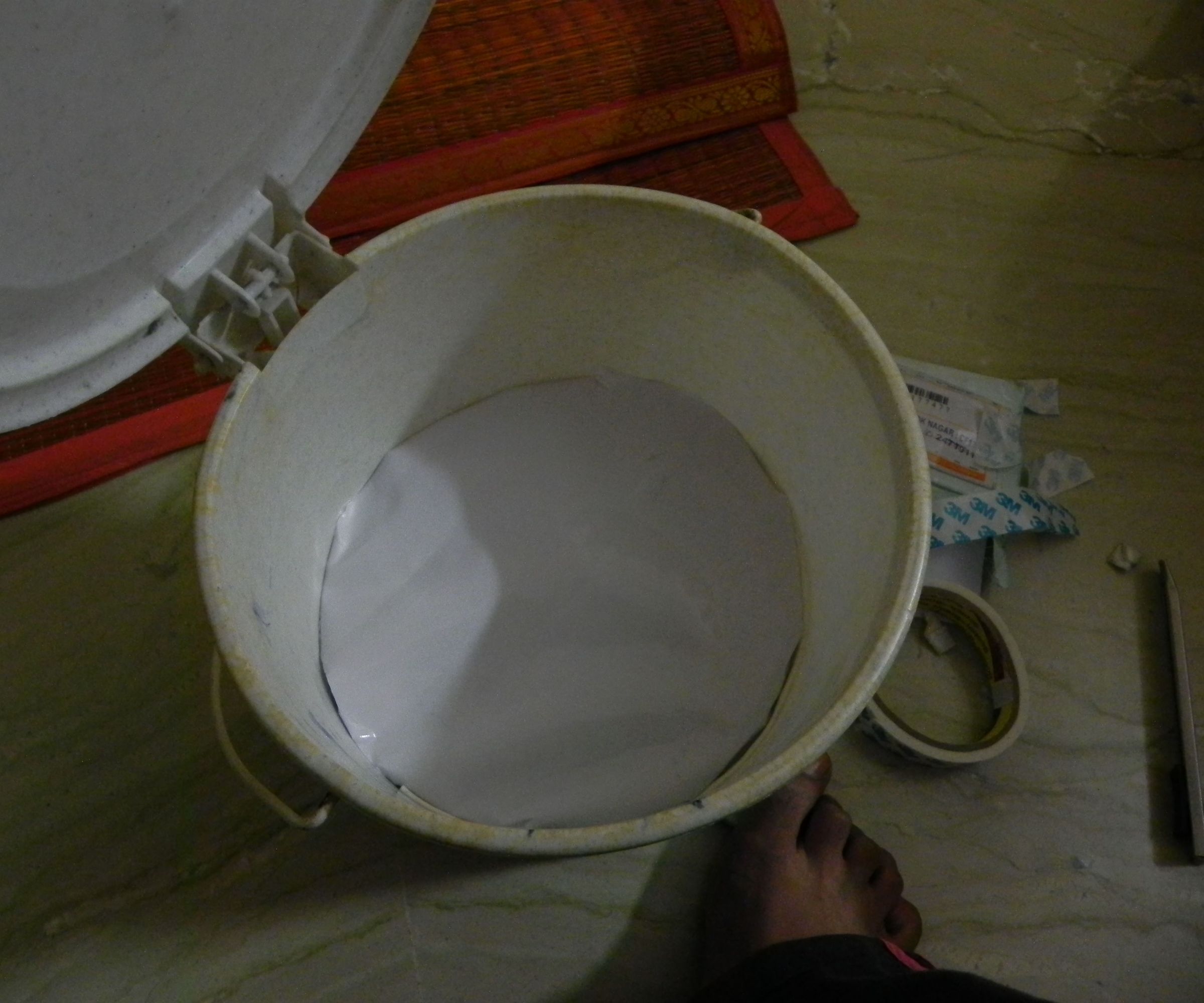 Secret Trash Can Compartment (Mechanical)