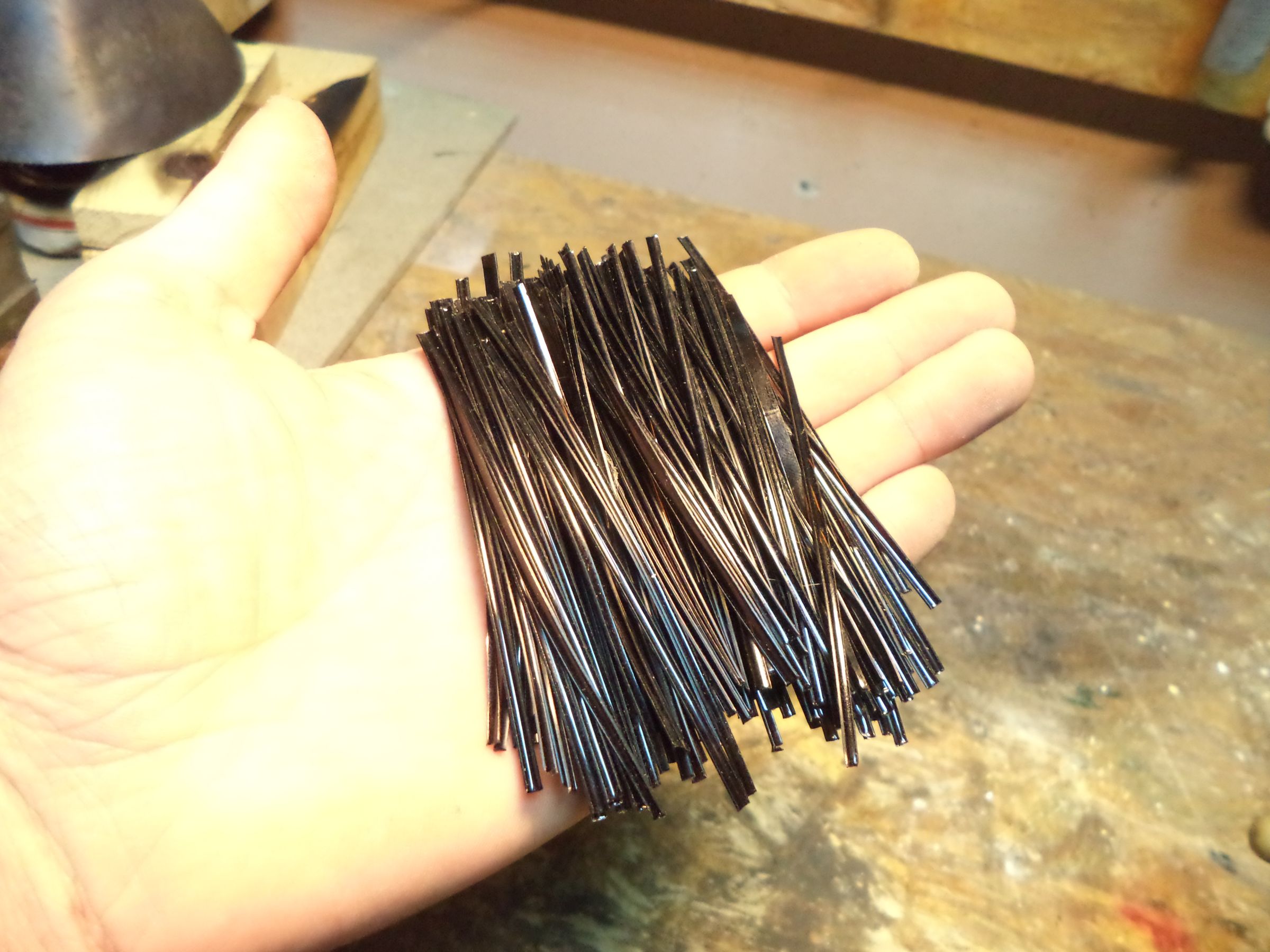 Making a Brush From a Plastic Bottle : 10 Steps (with Pictures ...