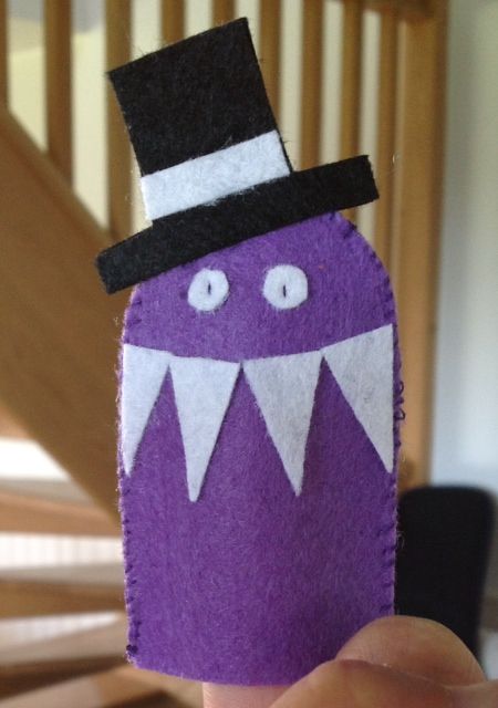 Crazy doodle monster finger puppet