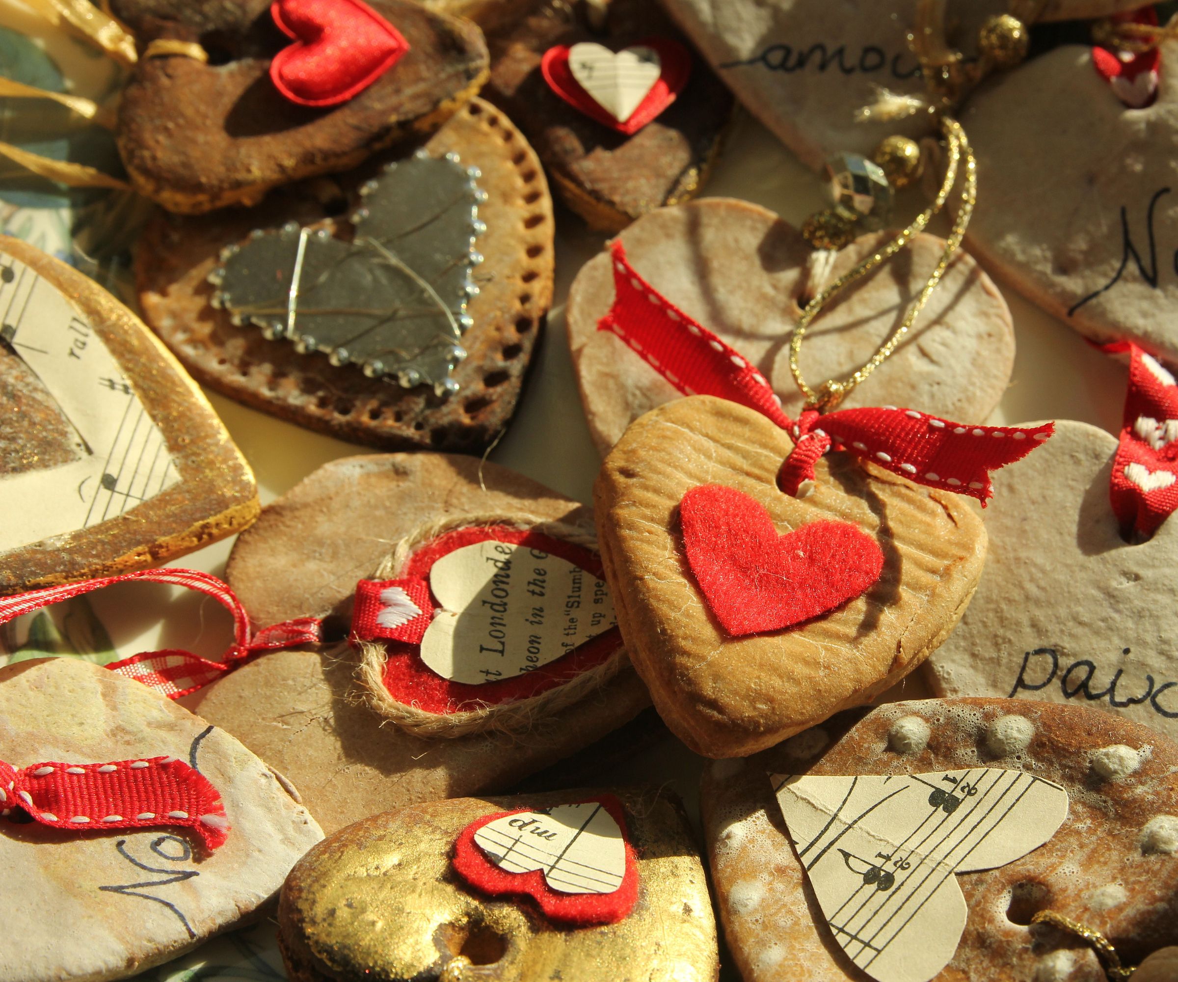 Salt Dough Christmas Decorations With Vintage Découpage