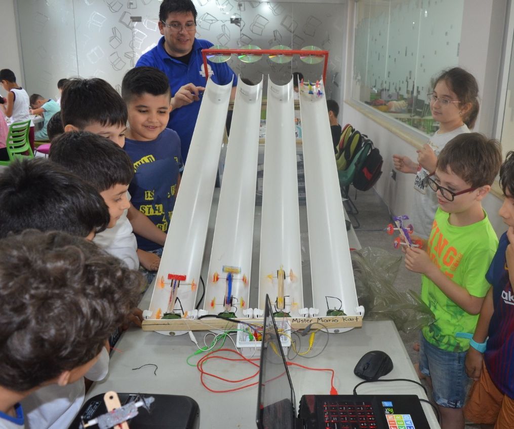 Grand Prix: a STEAM Challenge Involving Design, Mechanics, Coding and Fun! 