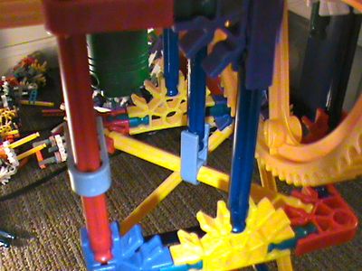 Connecting the Center Axle