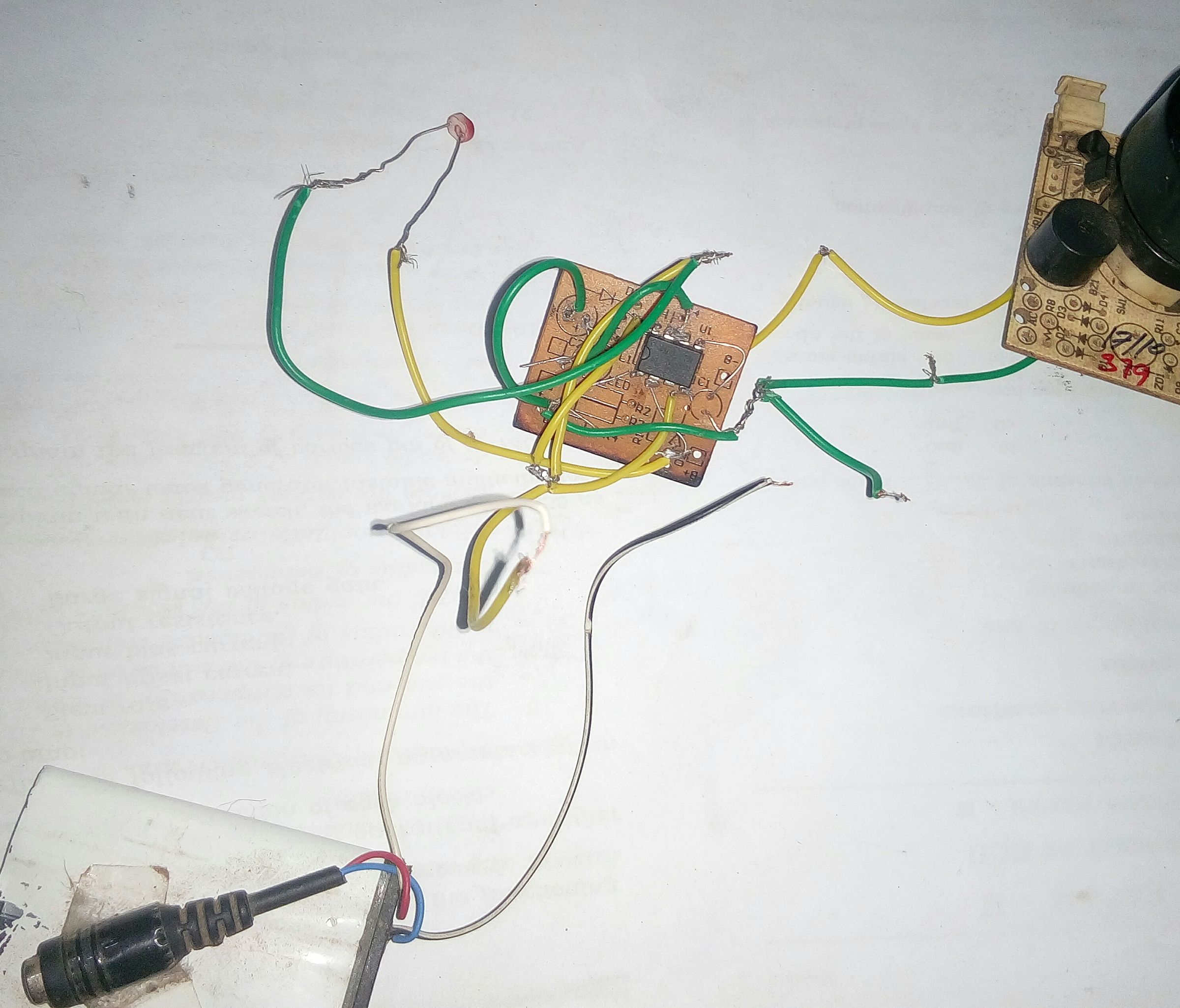 security alarm using ic555 and ldr