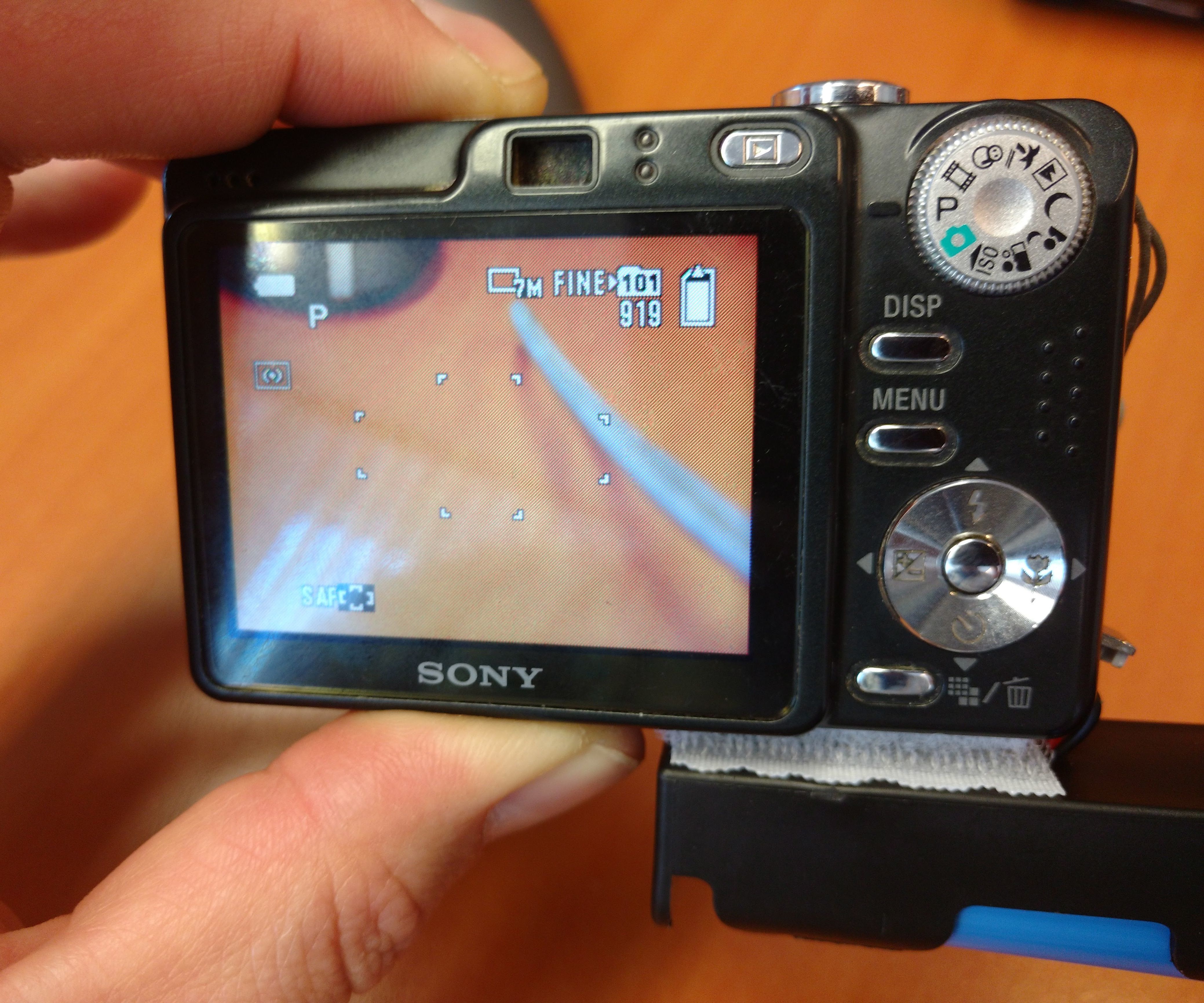 Sony Cybershot Battery Upgrade for Almost Free : 4 Steps