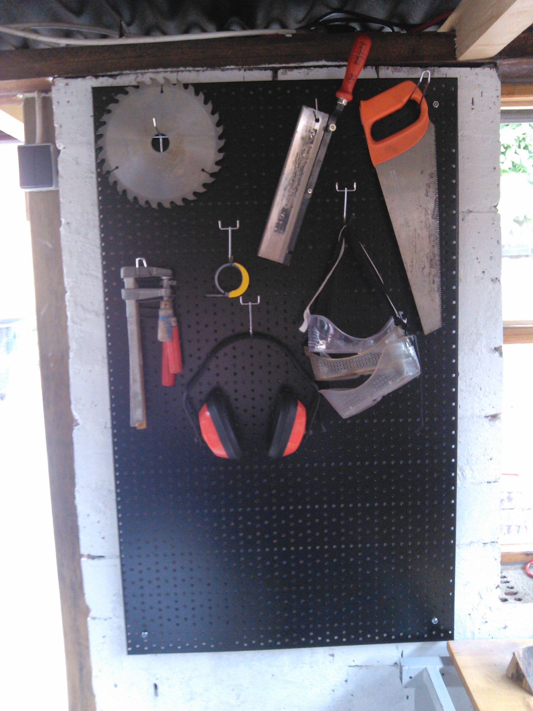Building a Tool Wall Mount With an Old Storage Rack Back