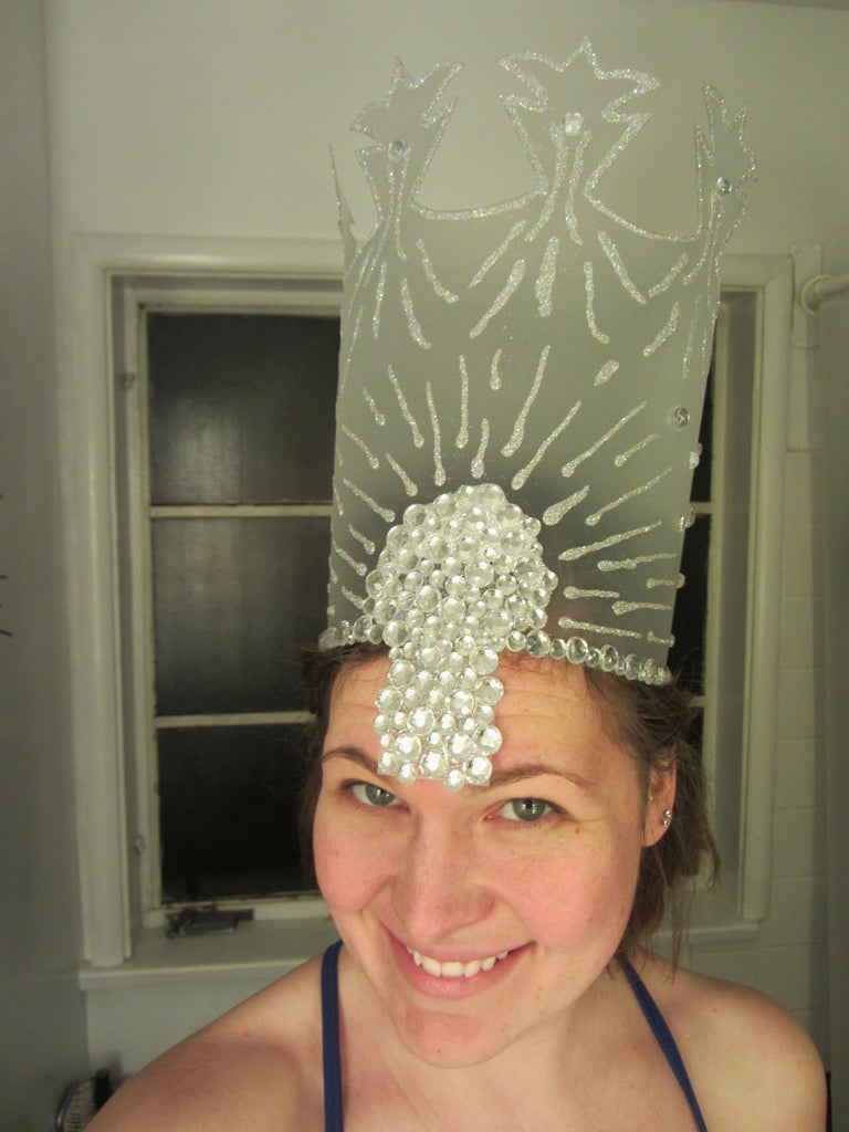 DIY Glinda the Good Witch Crown (The Wizard of Oz) 7 Steps (with