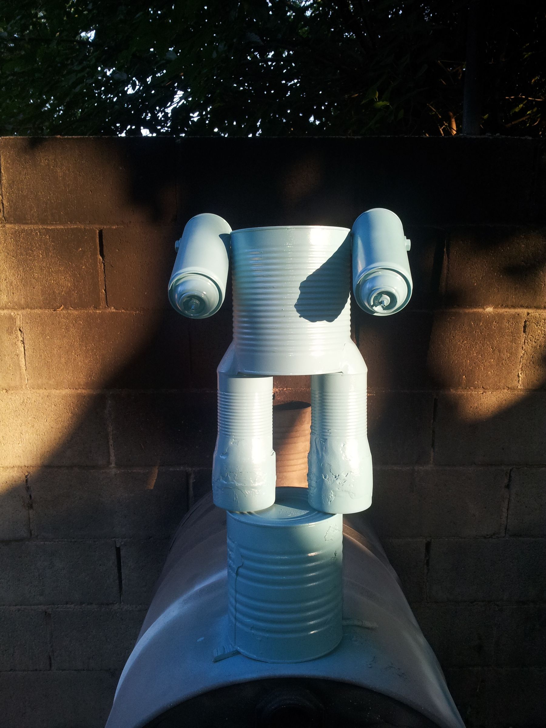 Tin Can Robot Instructables