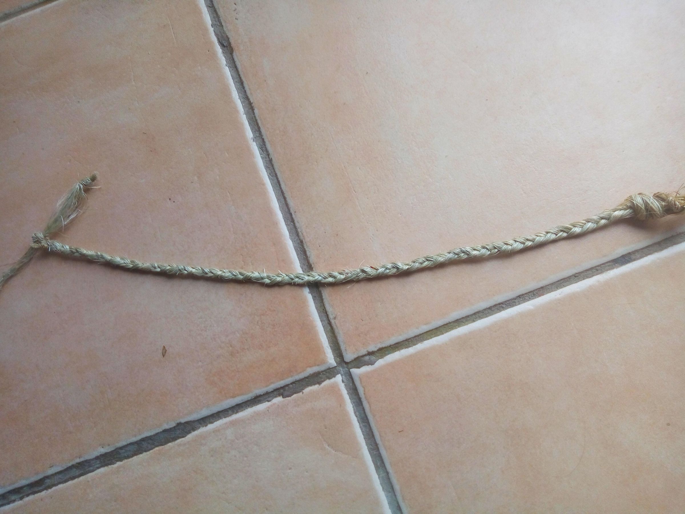 How to Make Rope / String With Natural Plant Fibers : 6 Steps (with ...