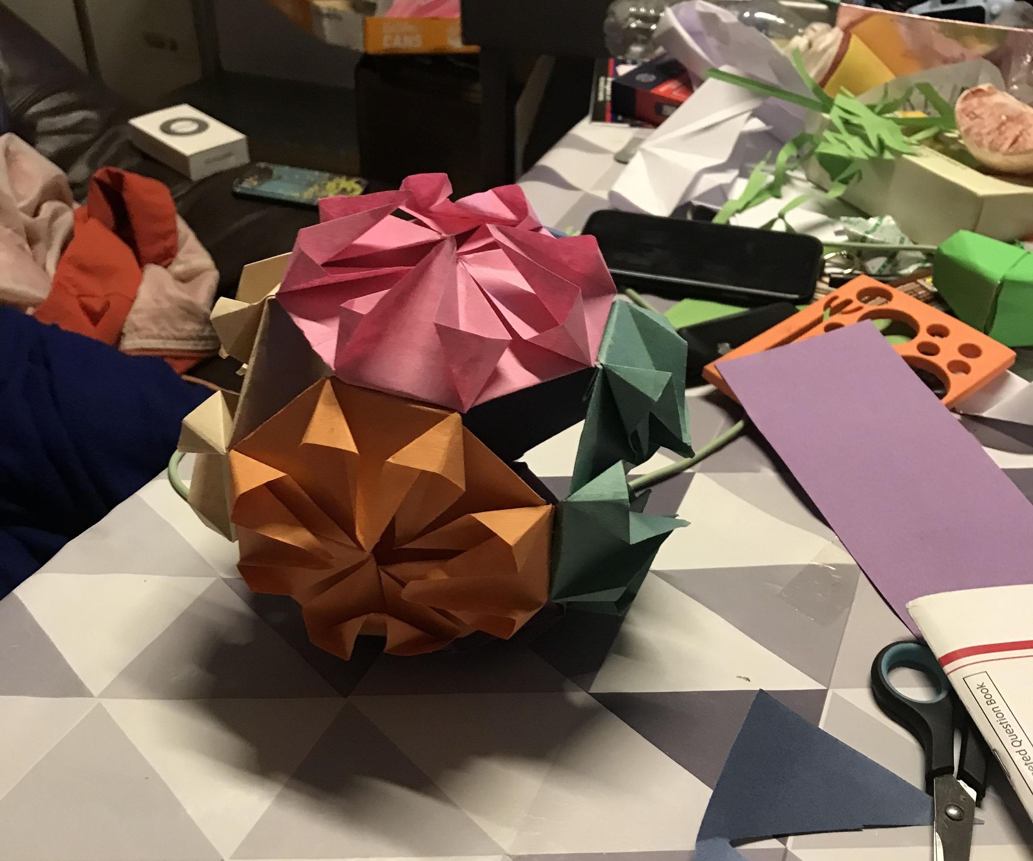 Origami Kusudama Classic (くすだま) : 5 Steps - Instructables