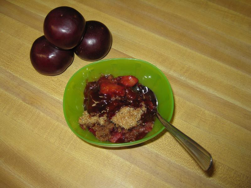 Honey Plum Crumble